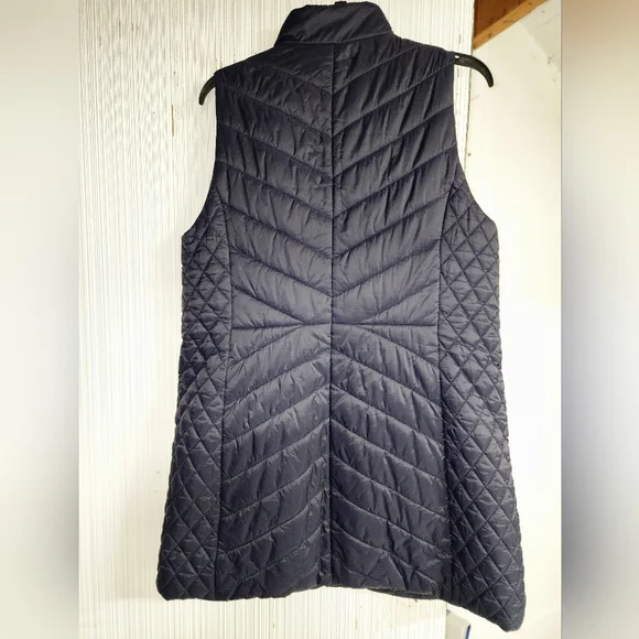 Talbots Women's Navy Quilted Vest - Picture 5 of 5